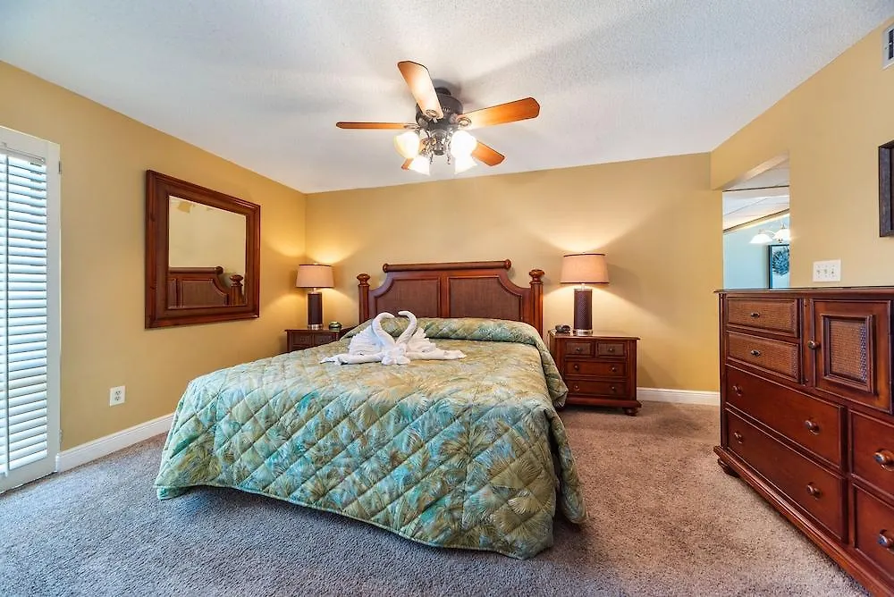 Apartment Edgewater Beach And Golf Resort By Resort Collection Panama City Beach United States